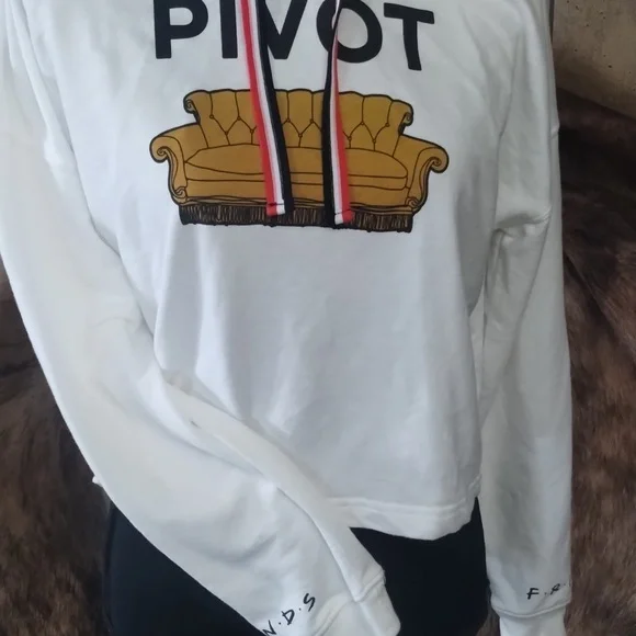 FRIENDS Store Cream Cropped Hoodie - Picture 3 of 5